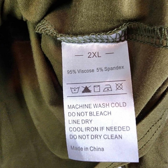 Women's TIKTIK Army Green Long Sleeve & Shorts Lounge Set Size 2XL NWT - Picture 3 of 5